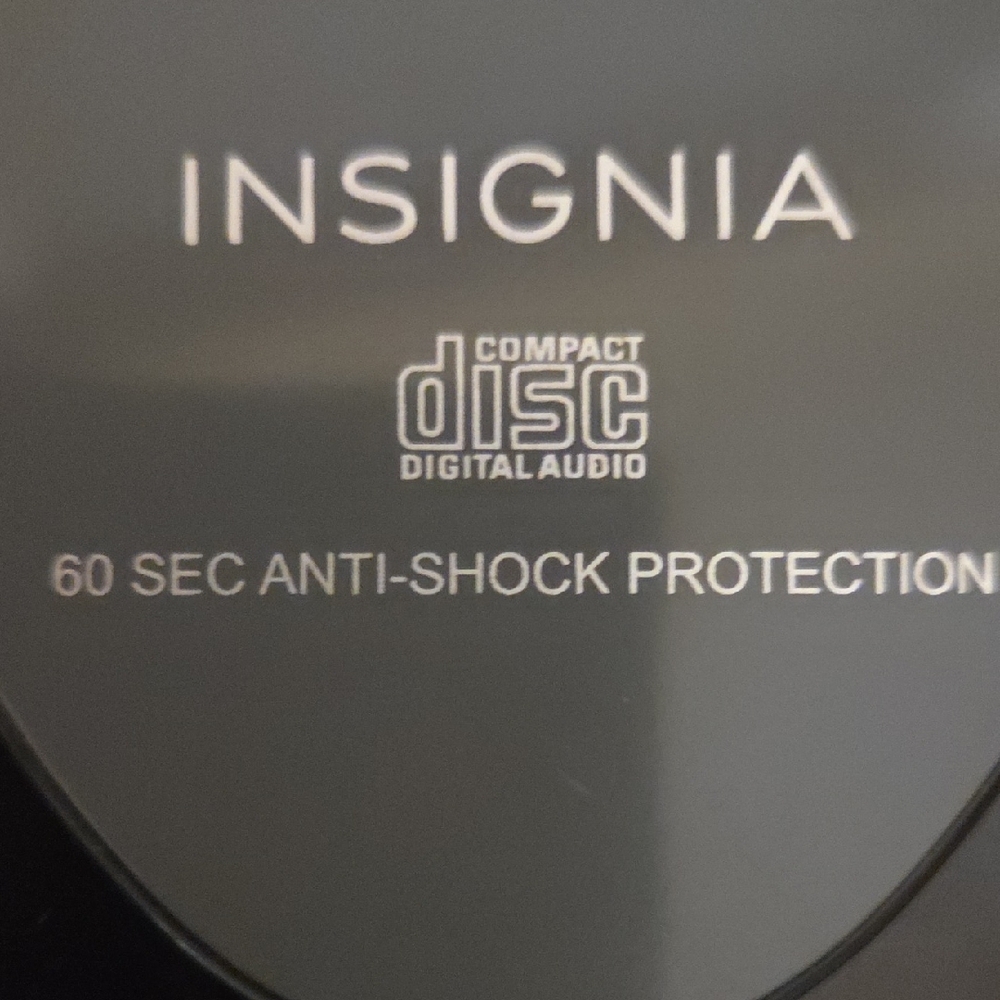 Insignia NS-P4112 Portable CD Player Personal Discman 60 Sec Anti-Shock Tested - Picture 5 of 6